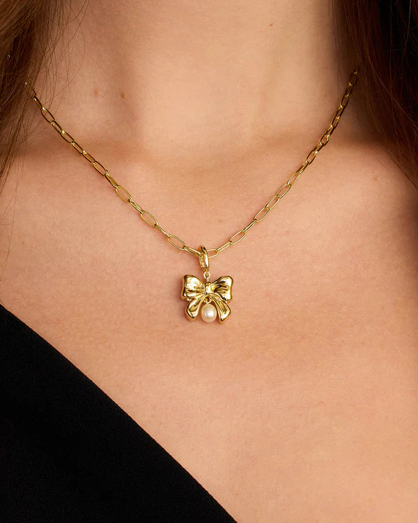 GOR Bow Pearl Parker Charm