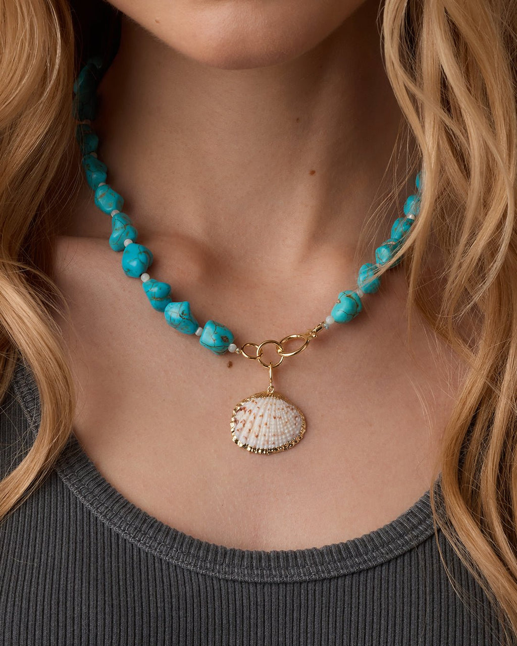 GOR Scallop Shell Parker Charm