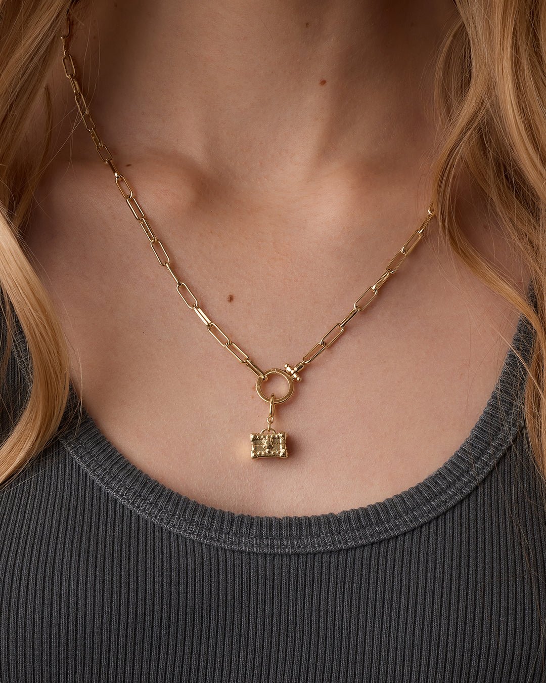 GOR Trunk Parker Charm