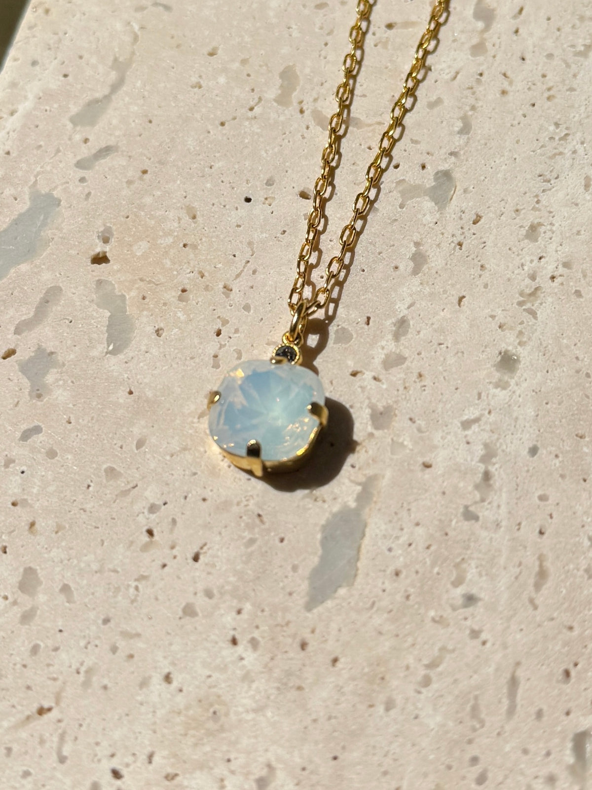 LVP 6556 Crystal Necklace