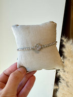 Centered Clover Lariat Bracelet