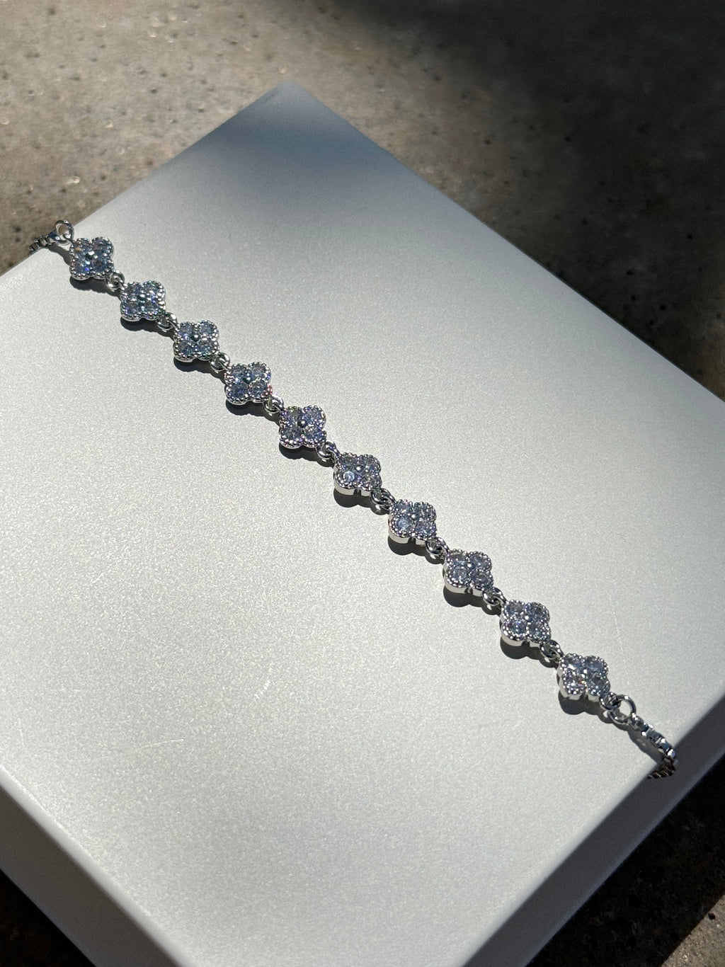 Clover Lariat Bracelet