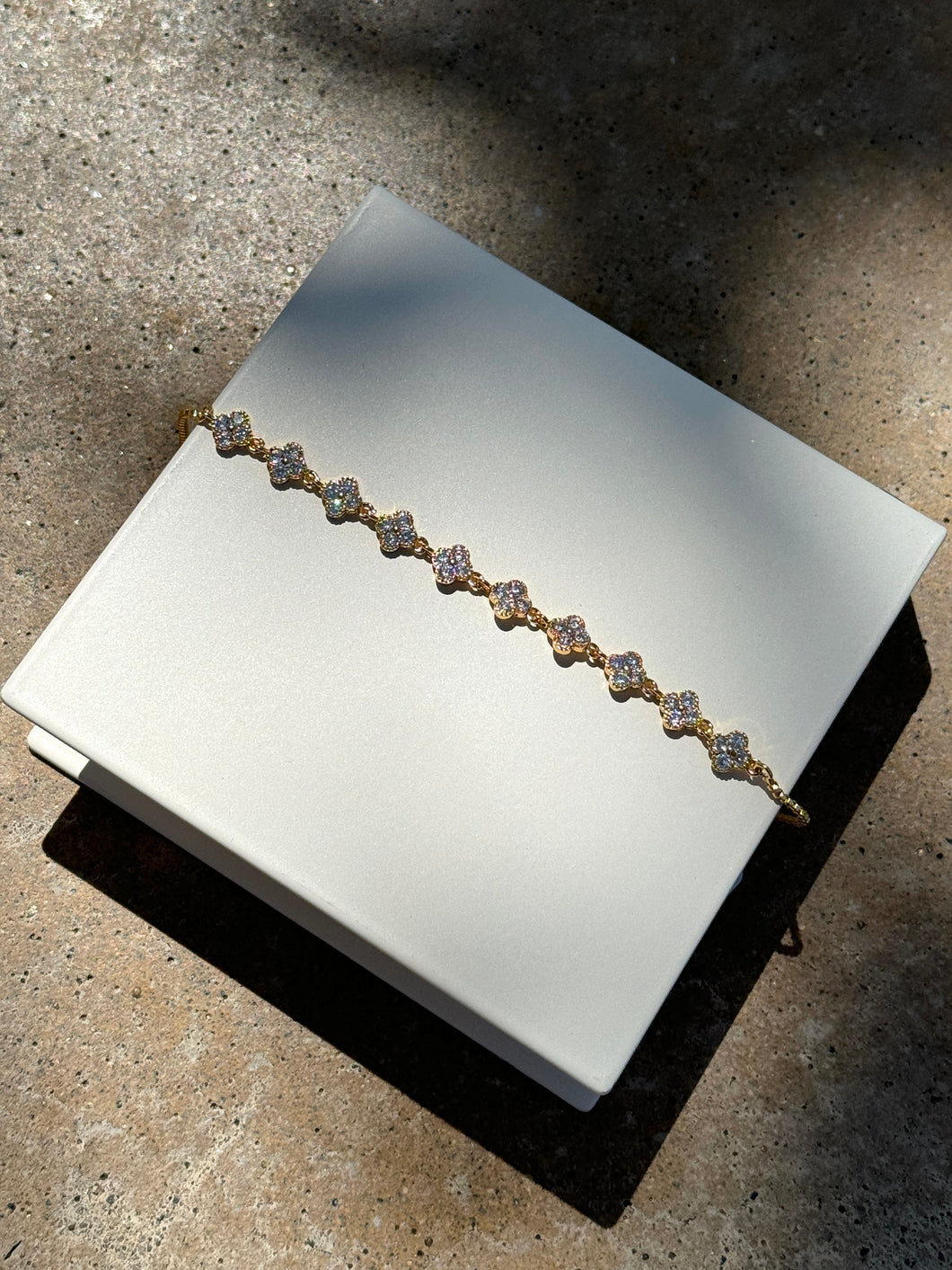 Clover Lariat Bracelet