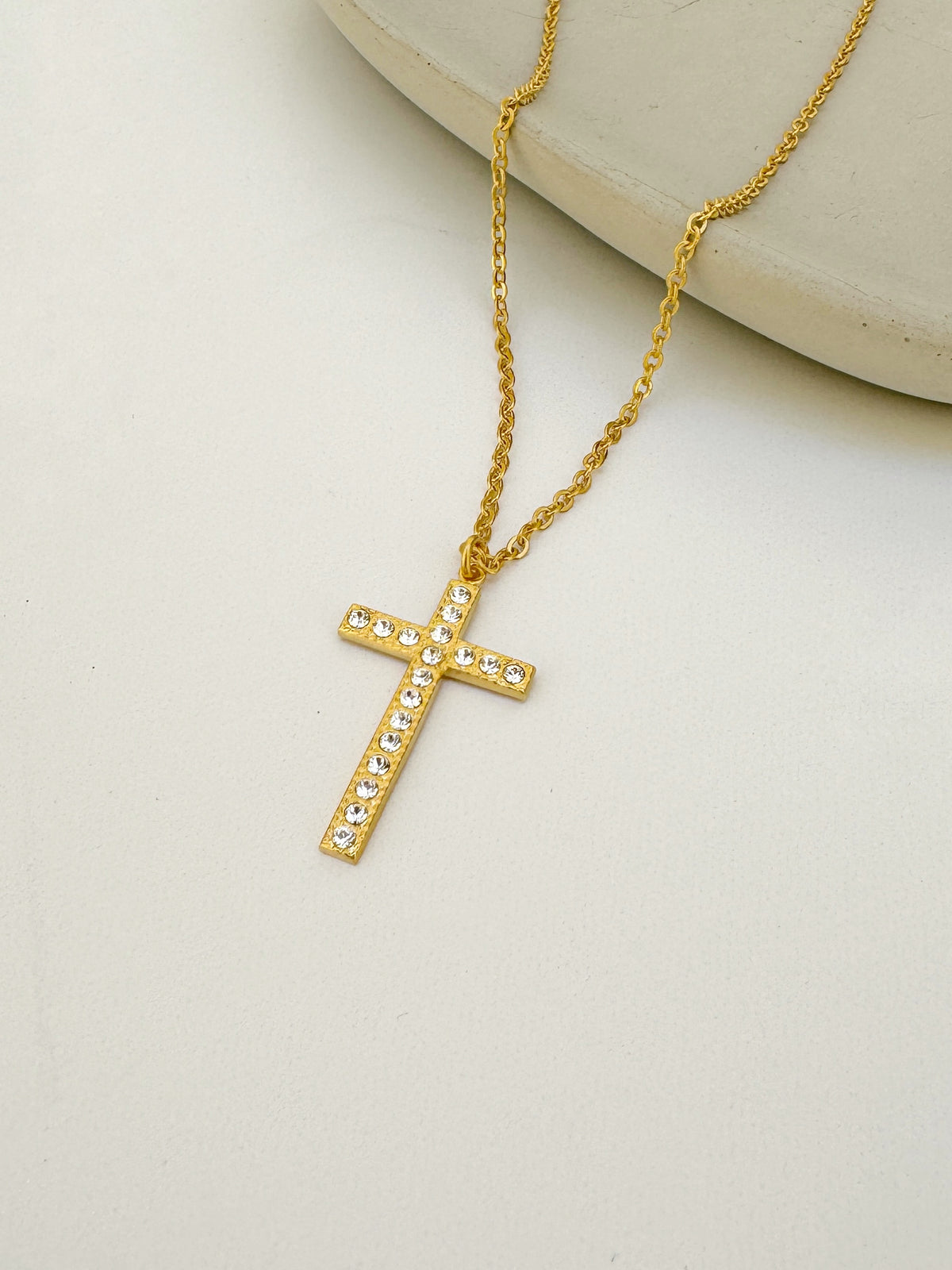 LVP 0985 Cross Necklace