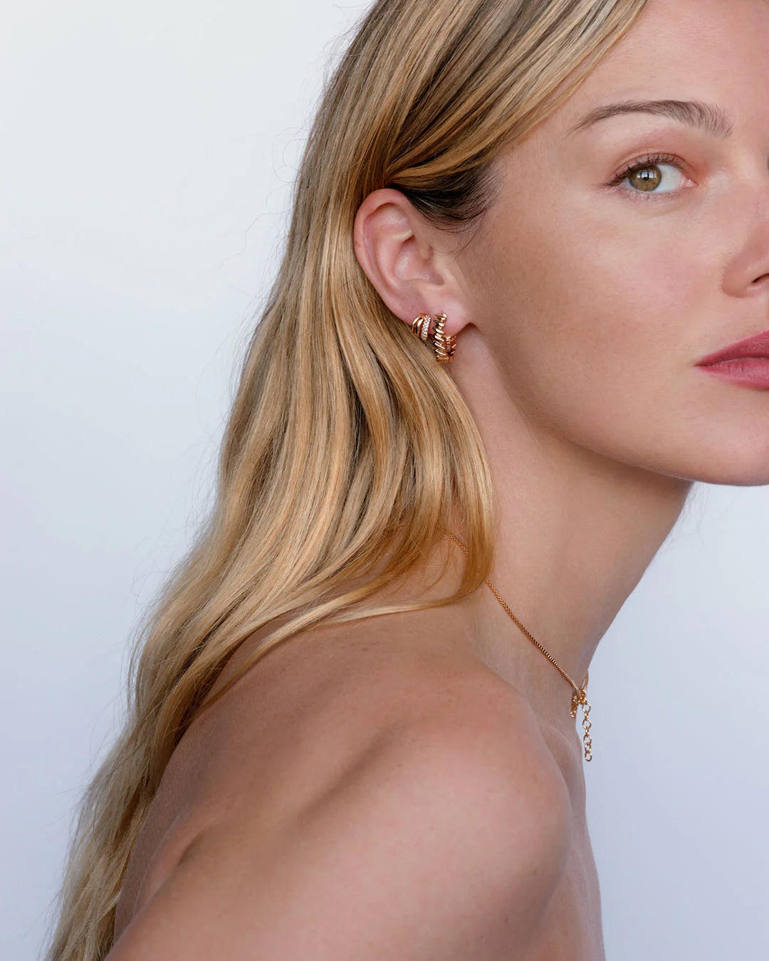 LAJ Mini Snake Chain Hoops