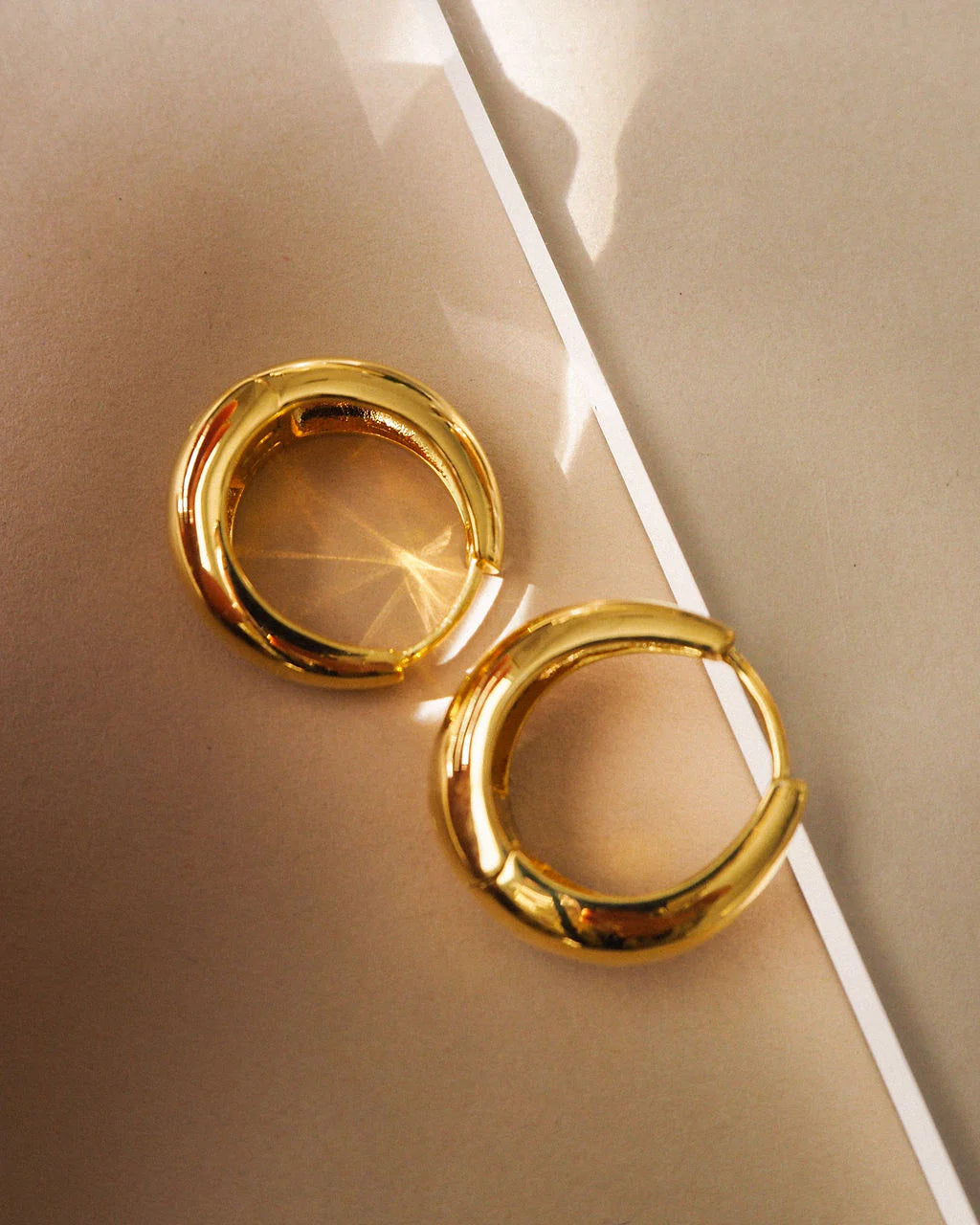 LAJ Marbella Hoops