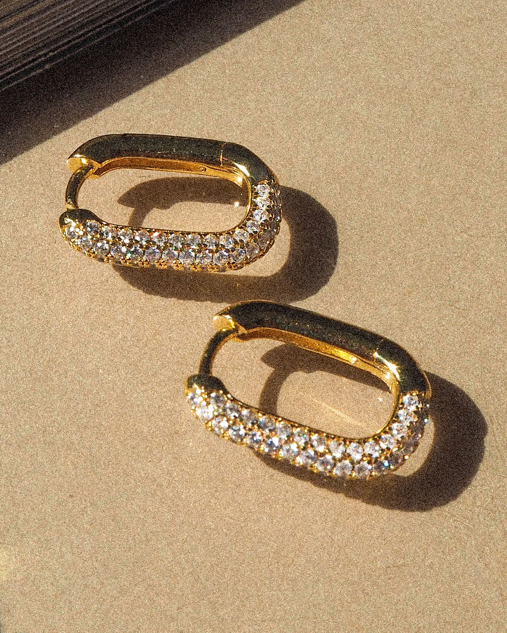 LAJ Pave Chain Link Huggies
