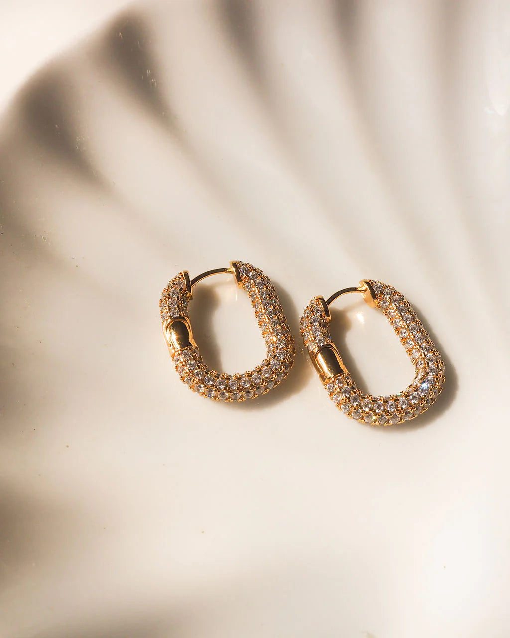 LAJ XL Pave Chian Link Hoops