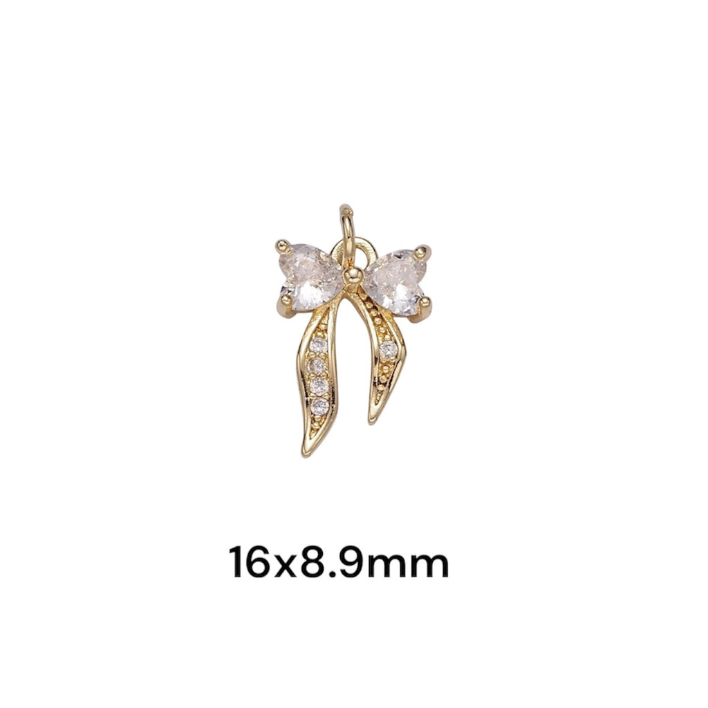 JULIA Small Charm
