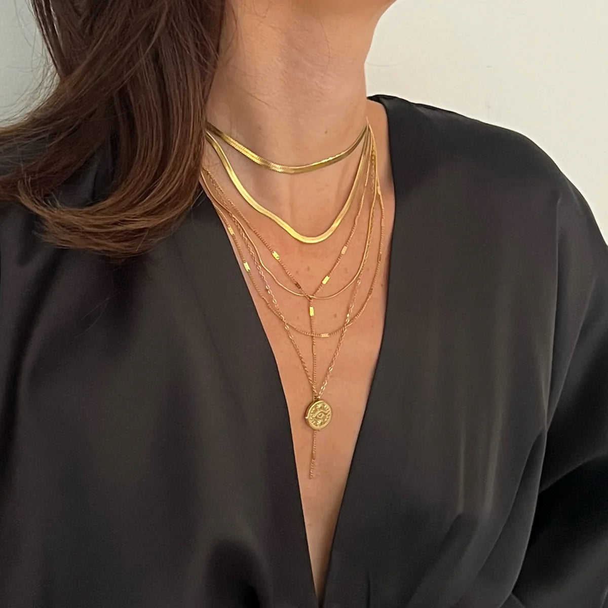 EV Nic Herringbone Necklace