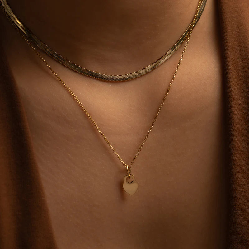 WCO Engraveable Heart Necklace