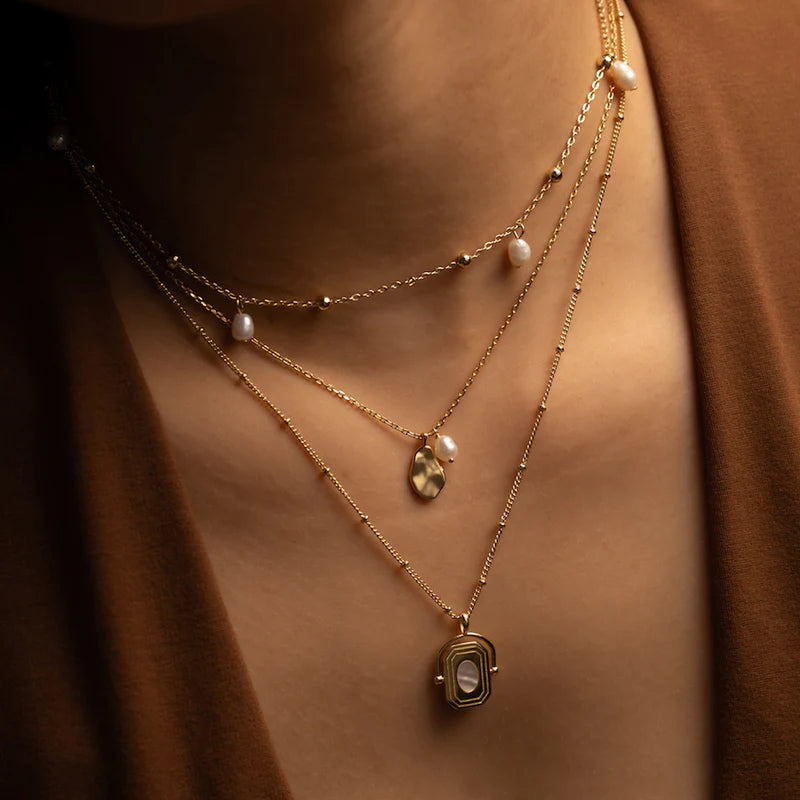 WCO Pocketful Pearl Necklace