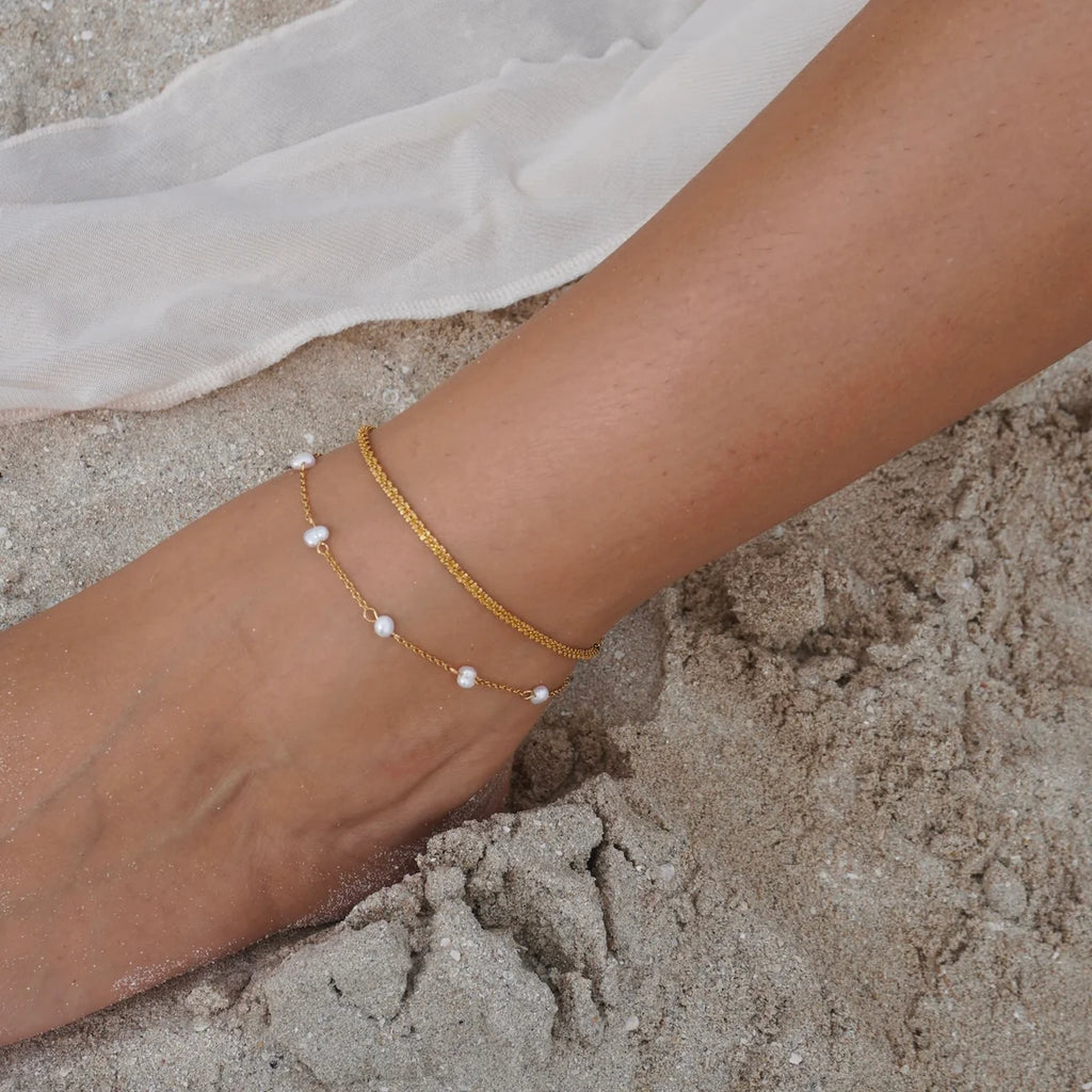 EV Rosette Pearl Chain Anklet