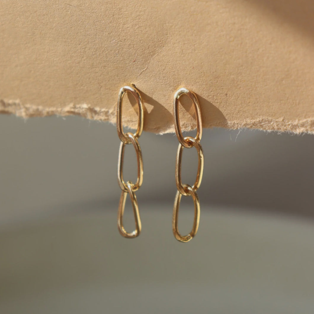 TKN Curve Studs