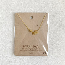 Load image into Gallery viewer, Mini Leaf Necklace
