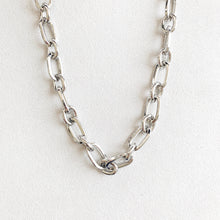 Load image into Gallery viewer, Renata Chain Necklace
